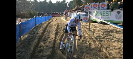 L-Vier steunt de Krawatencross.